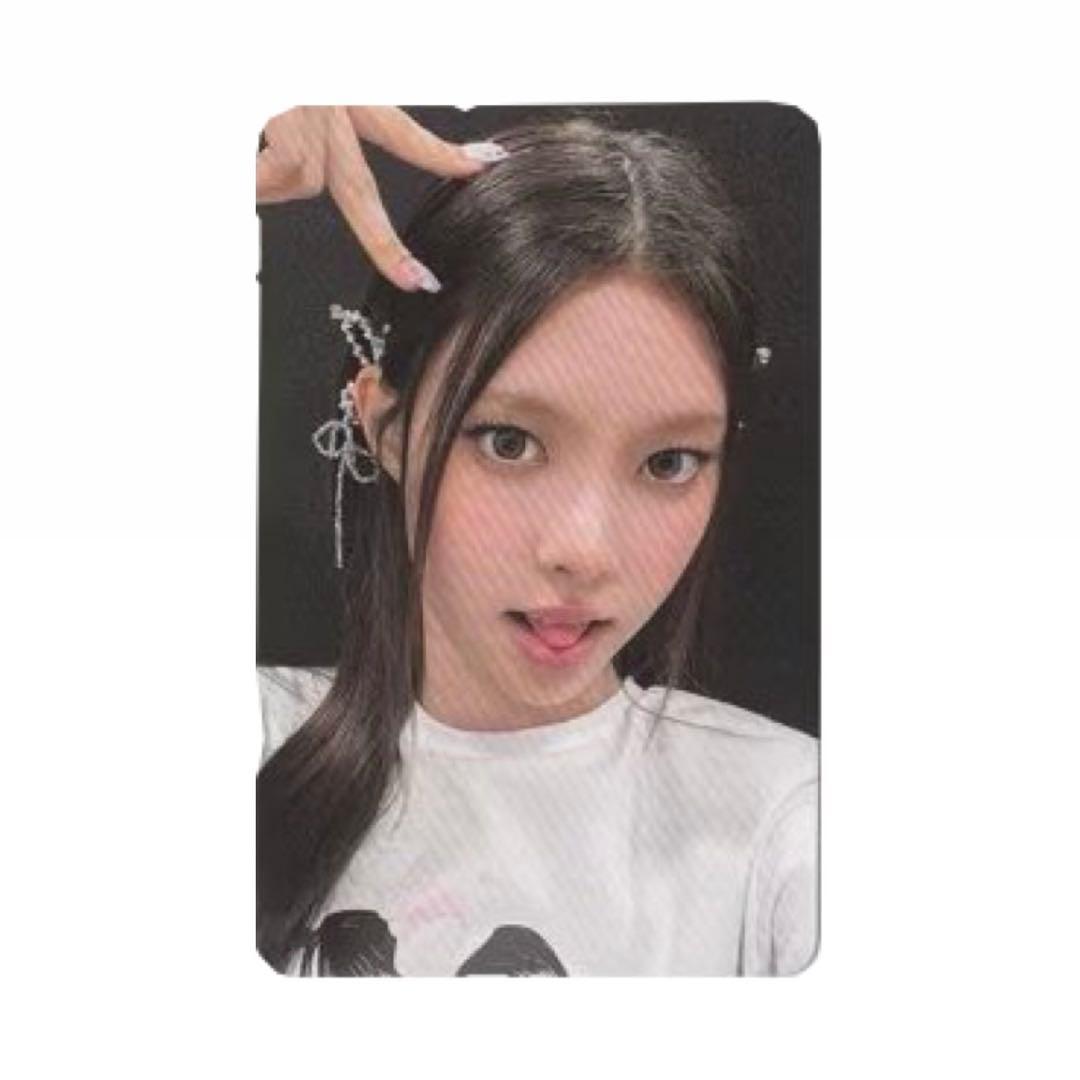 ILLIT ユナ shopee kpopmerch ラキドロ トレカ ④ - メルカリ