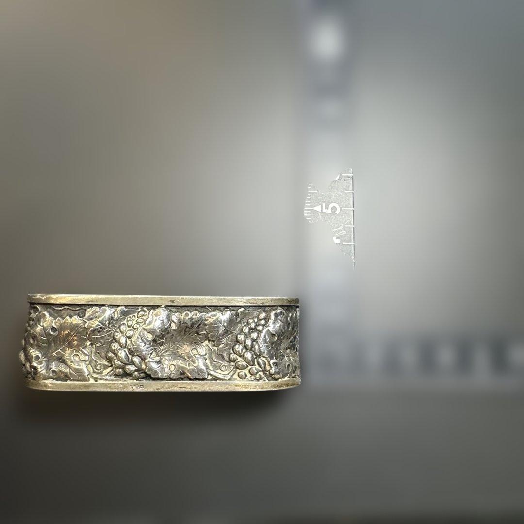 アンティーク シルバー製 ナプキンリング 刻印 ぶどう