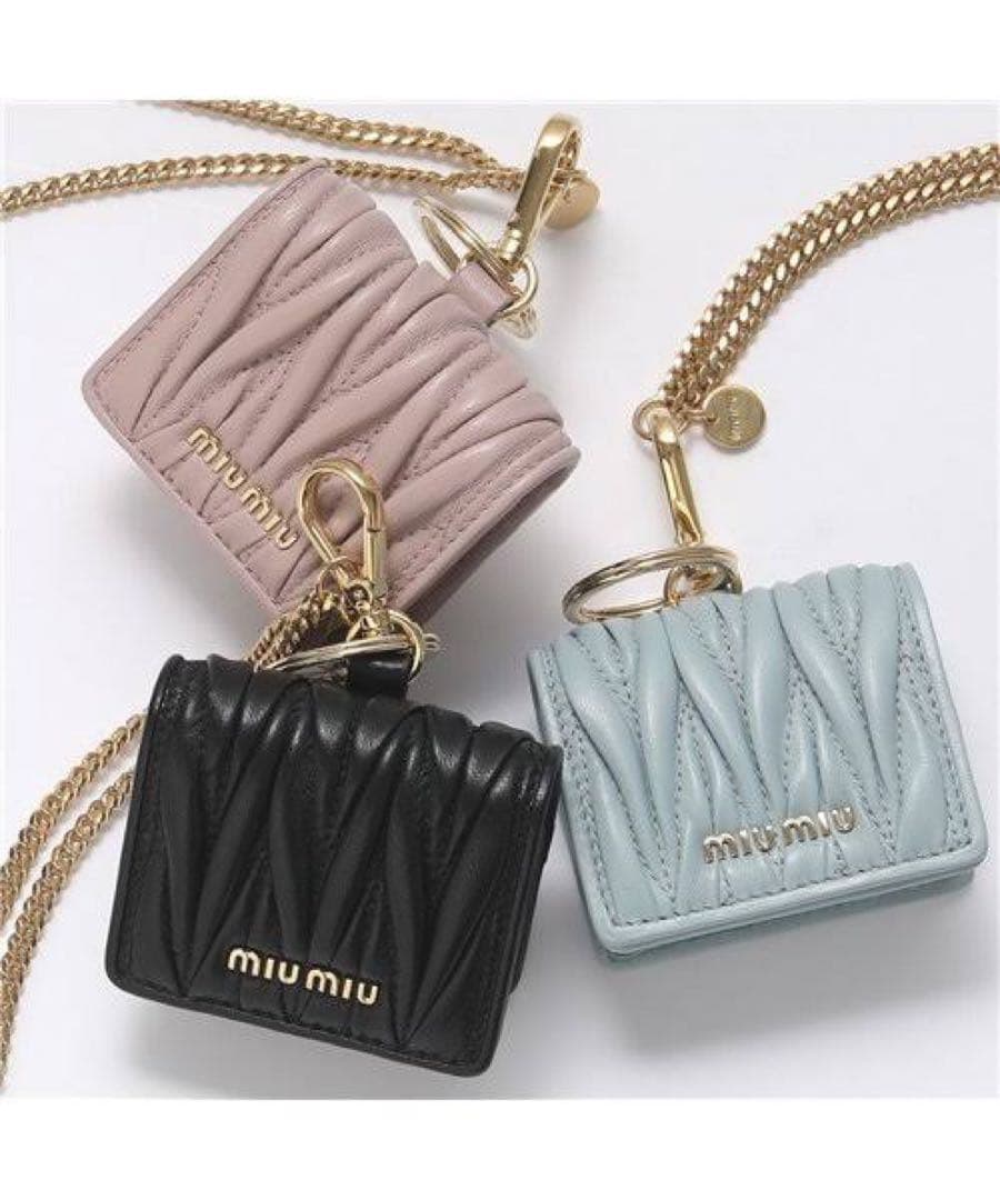 miumiu airpodsproケース 値下げ - メルカリ