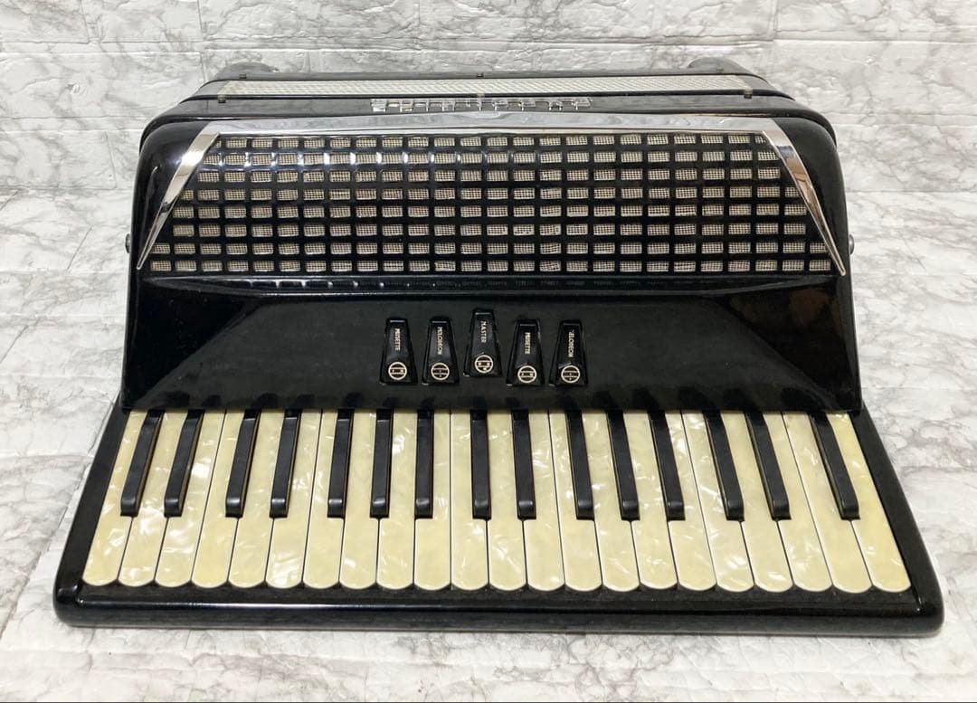 音出し確認済 蛇腹良好】EXCELSIOR アコーディオン Mod.303/S - メルカリ