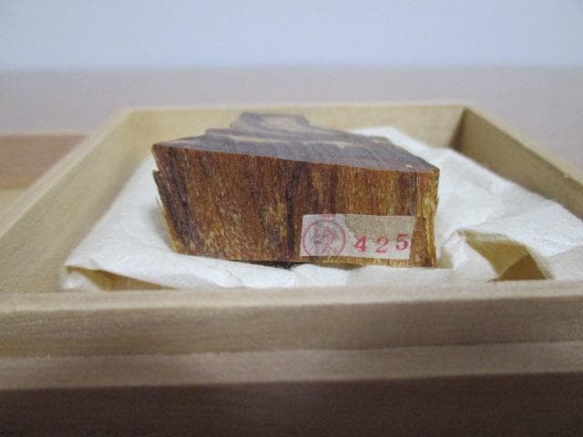 逸品　大名家傳來香　元蔵　浅野家　伽羅　香木　共箱付　六点　総重量：115.1g