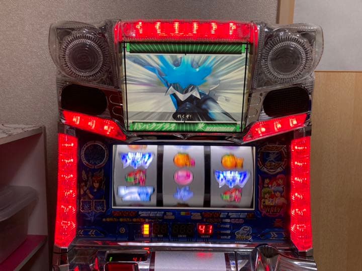 ウイングマン・メダル不要機付セット【スロット】【パチスロ】【中古