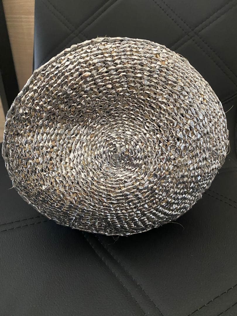 お値引き meongblue シルバー バッグ タッセル付き