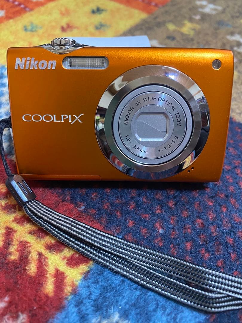 Nikon COOLPIX オレンジ色 - メルカリ