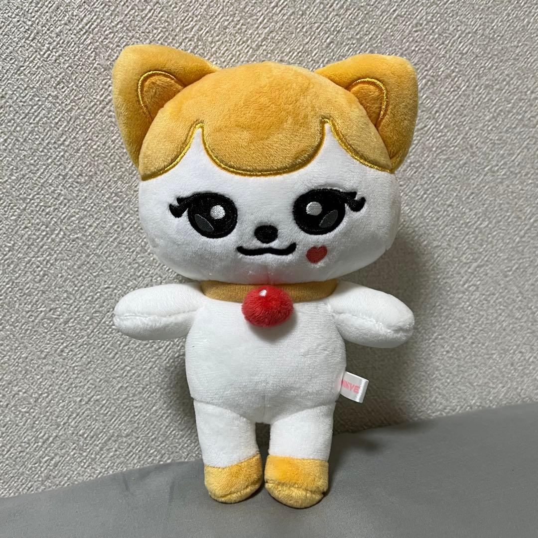 IVE minive リズ チーズ cheez ぬいぐるみ - メルカリ