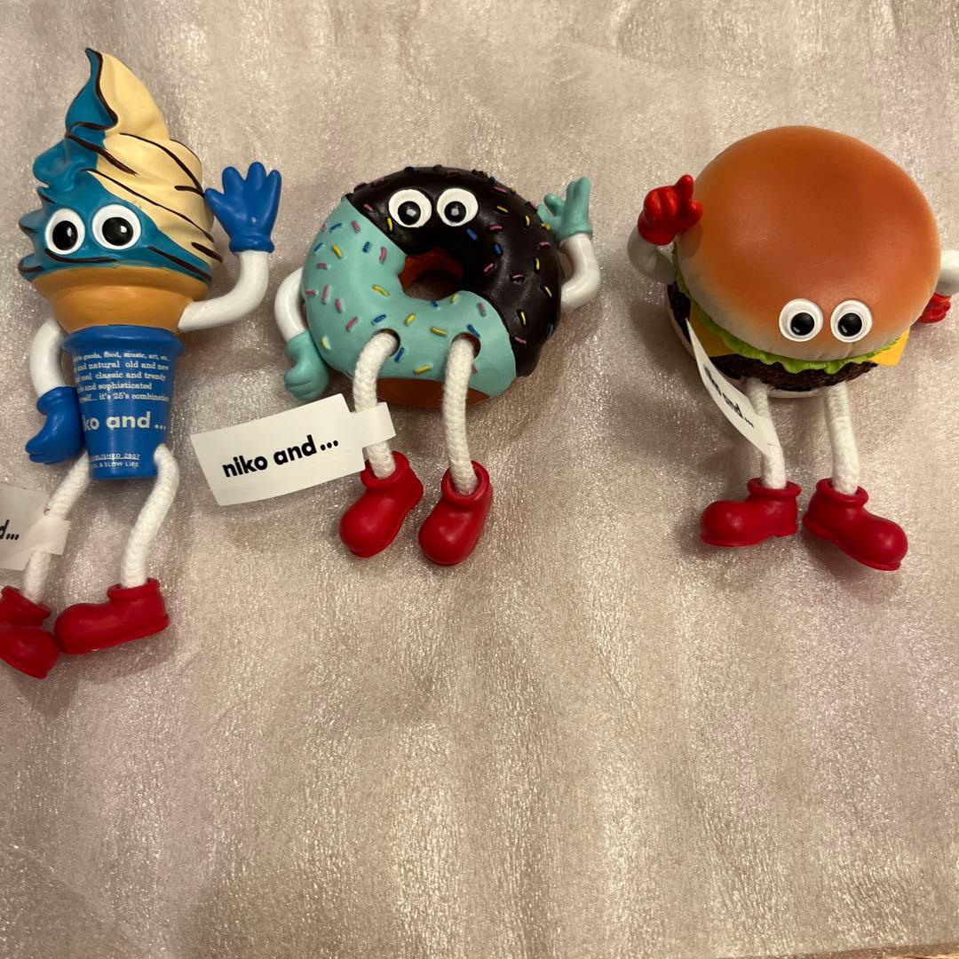 ニコアンド フレーバーズ フィギュア オブジェ - メルカリ