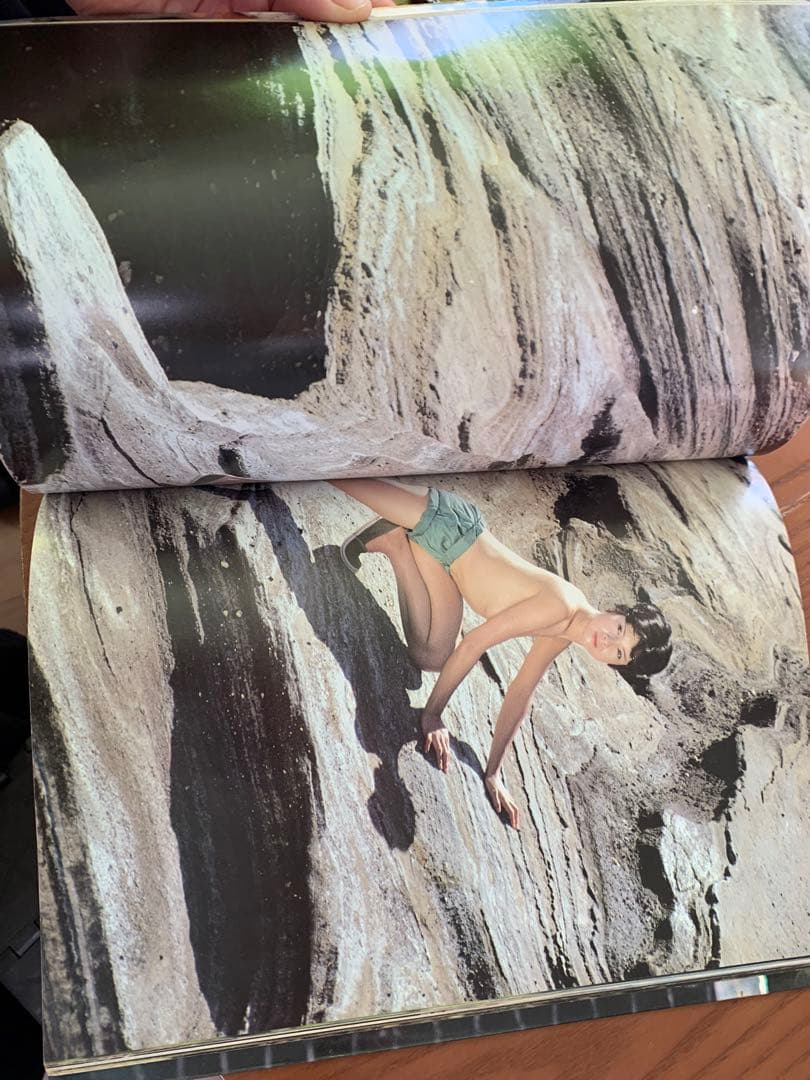 由美かおる写真集　プレイボーイ写真集