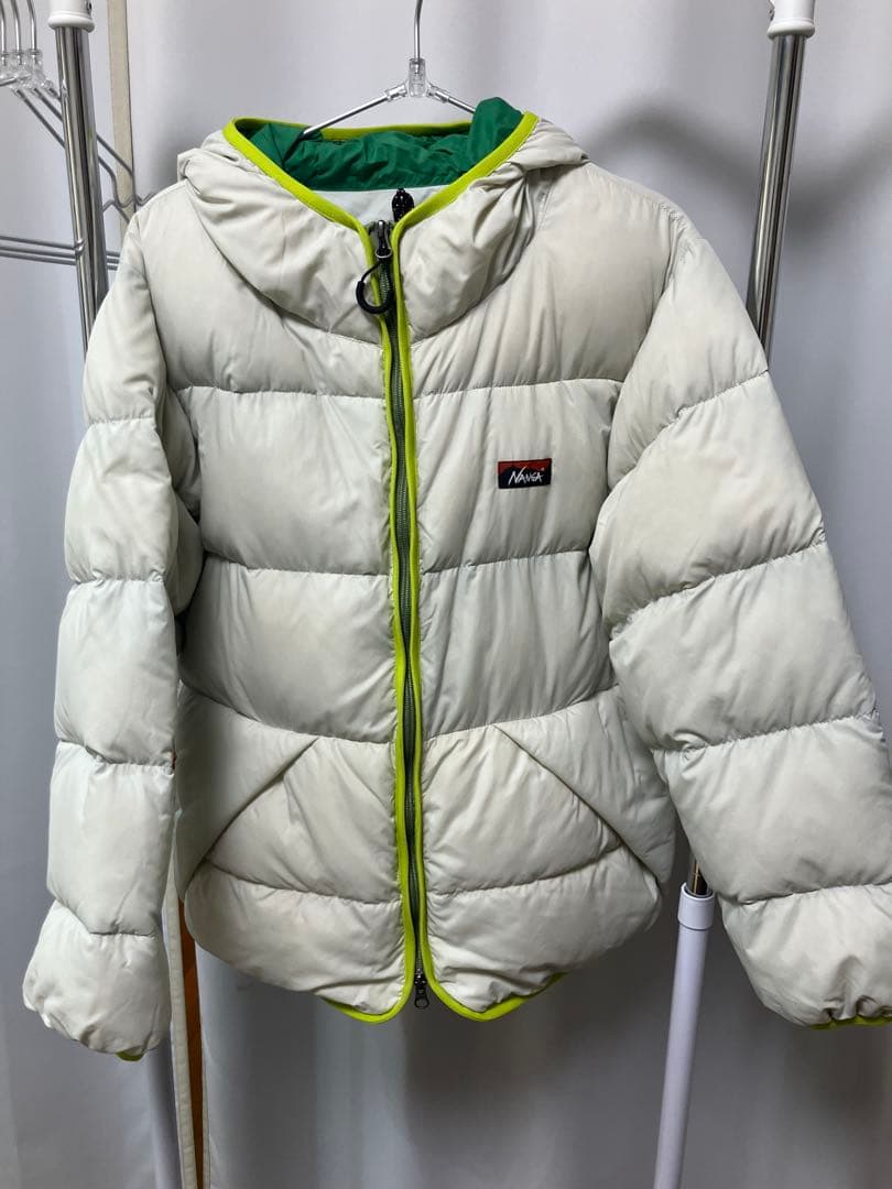 NANGA ナンガ　プレイランドダウンジャケット グレイッシュベージュ NANGA ナンガ プレイランドダウンジャケット グレイッシュベージュ