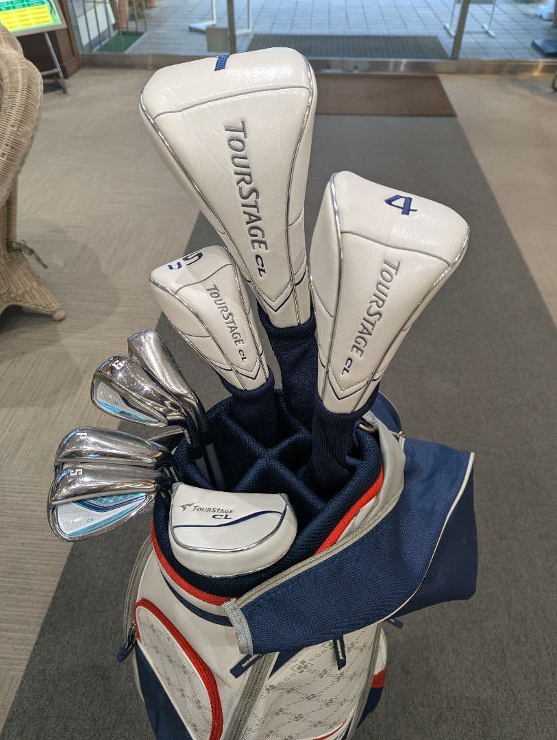 レディースゴルフクラブセット　キャディーバック付き　ブリジストンツアーステージ Amazon.co.jp: BRIDGESTONE(ブリヂストン) ゴルフクラブセット