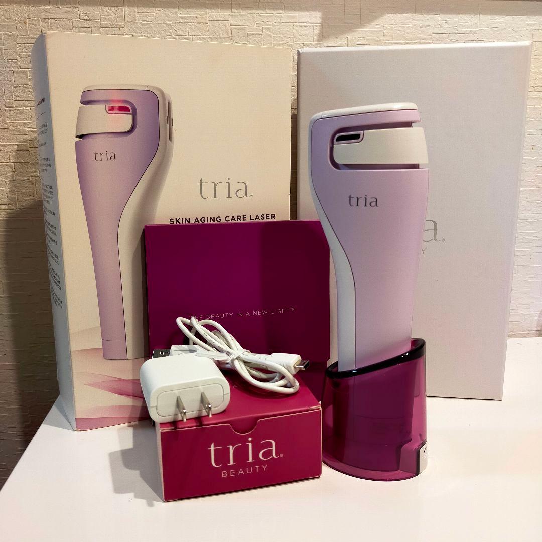 トリア　スキン　エイジングケアレーザー Amazon.co.jp: トリア・スキン エイジングケアレーザー レーザー美顔器