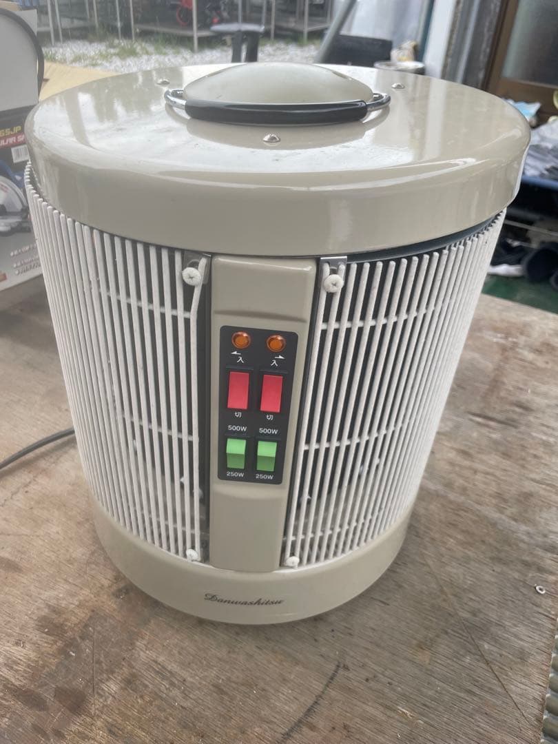上*ん様 DAN1000-R16 電気ヒーター 1000W 暖話室 3500円クーポン配布中 遠赤外線パネルヒーター 暖話室1000型