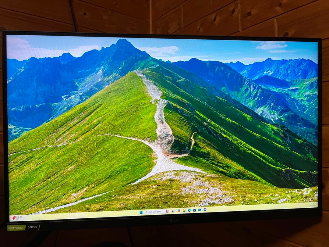 LG UltraGear 27インチ　モニター　WQHD 165Hz 27” UltraGear™ QHD Gaming Monitor with 165Hz Refresh Rate