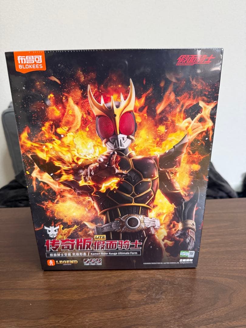 BLOKEES 仮面ライダークウガ アルティメットフォーム プラモデル