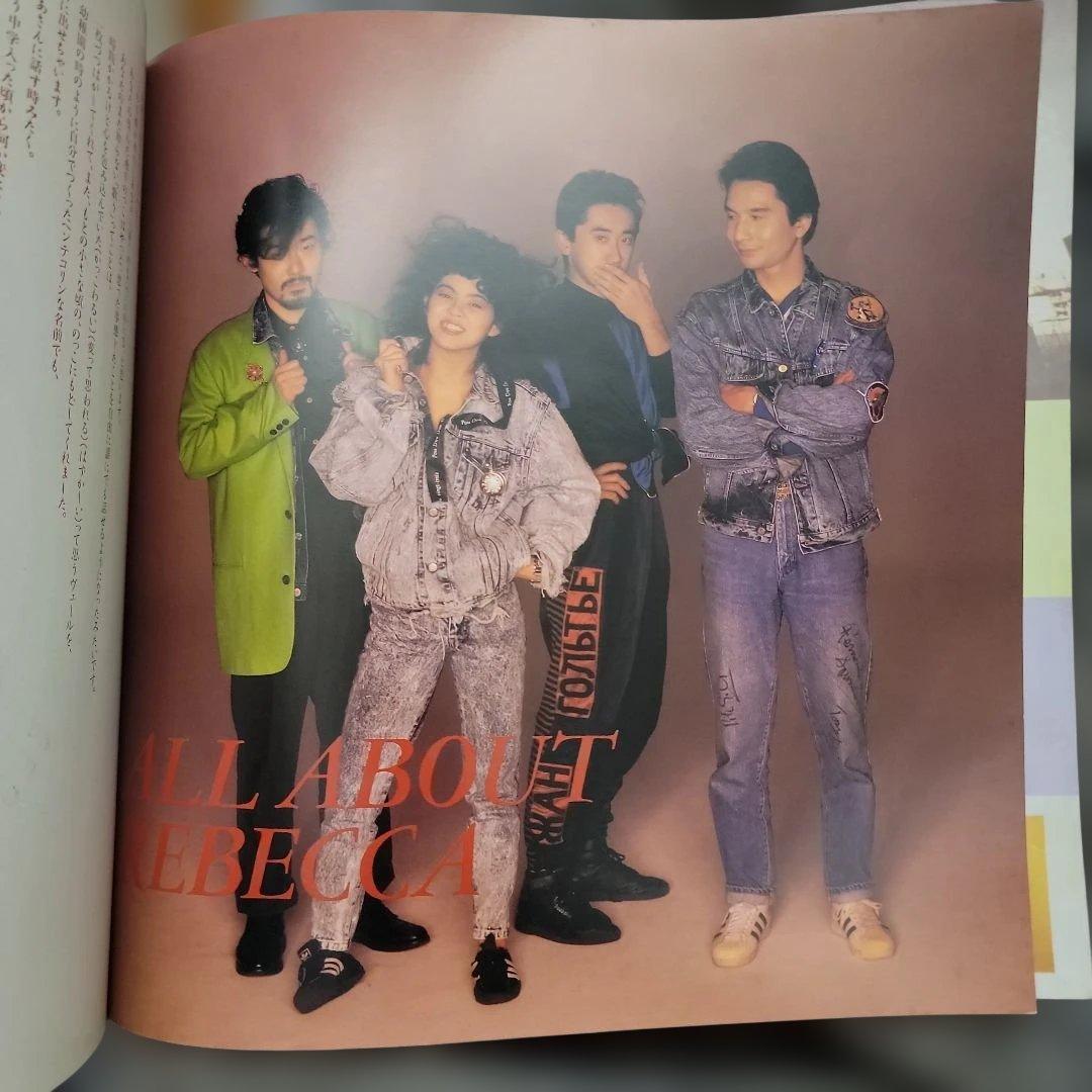 レア非売品】 レベッカ ブックレット - メルカリ