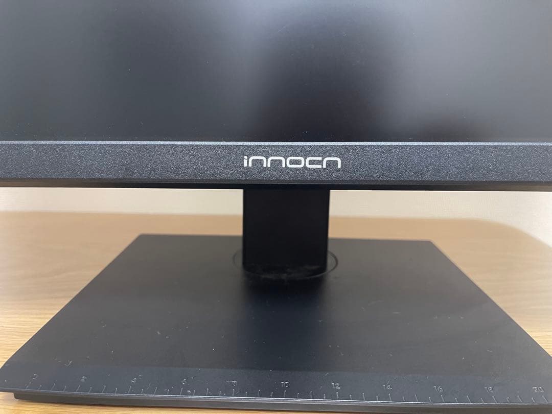 2024年製INNOCN 24インチ モニター【24C1F】画面回転・LAN端子 - メルカリ