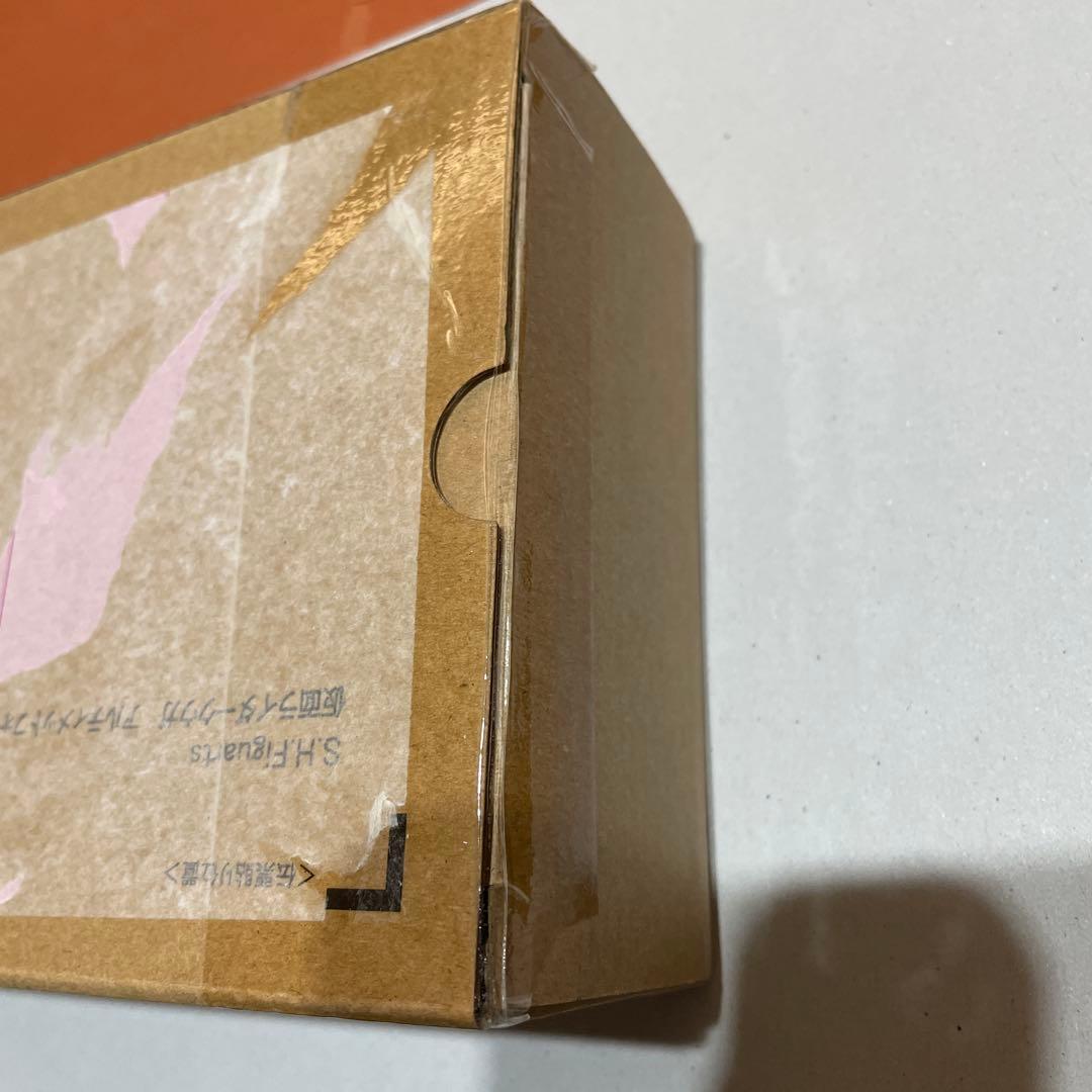 輸送箱未開封品】S.H.F.真骨彫仮面ライダークウガアルティメット