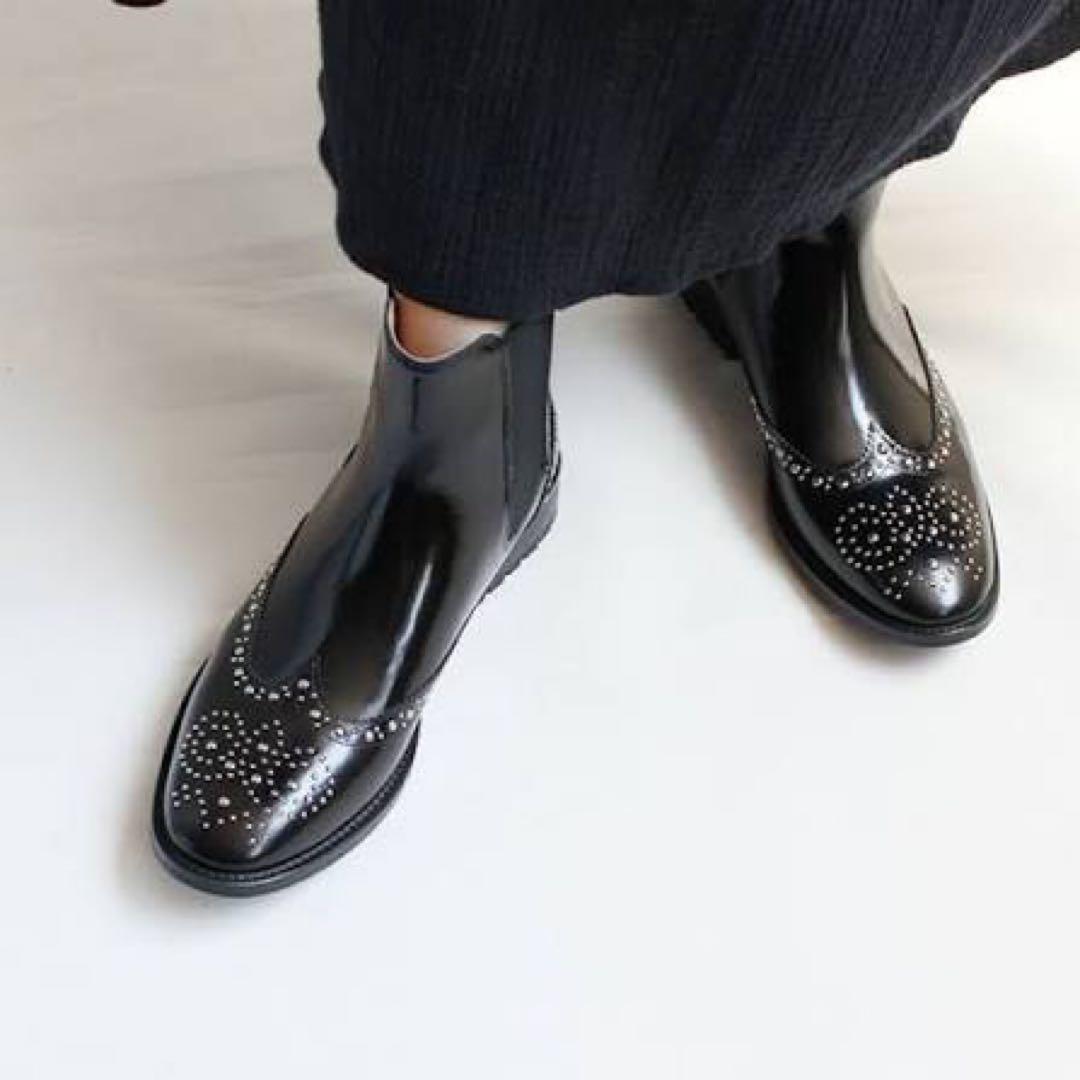 ♡ひめ8♡様専用 アルテサノス スタッズ付き黒レザーサイドゴアブーツ