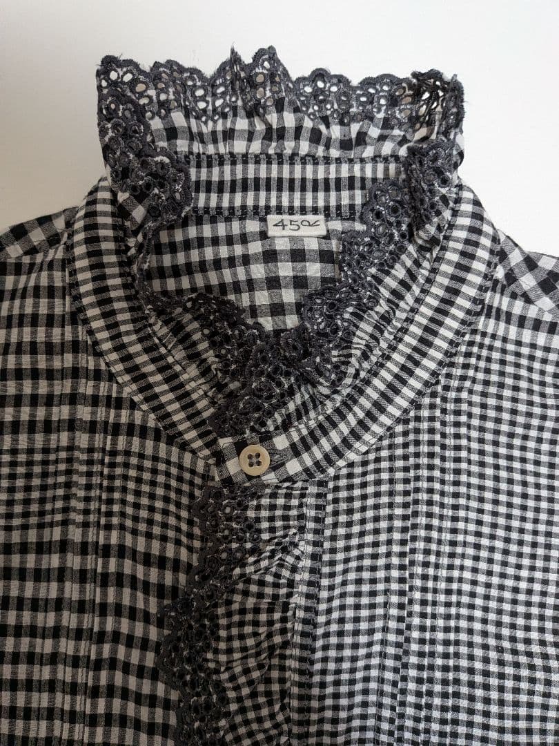 45R 春風インドカディのフリルブラウス 影色ギンガムチェック