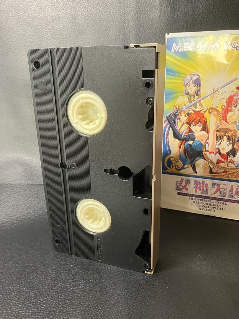 女神天国 MEGAMI PARADISE vol.1 VHS - メルカリ