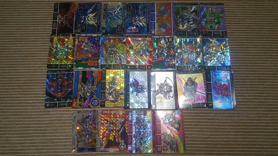 ガンダム　カードダス　105枚セット Amazon.co.jp: バンダイ(BANDAI) カードダス ガンダム セレクション