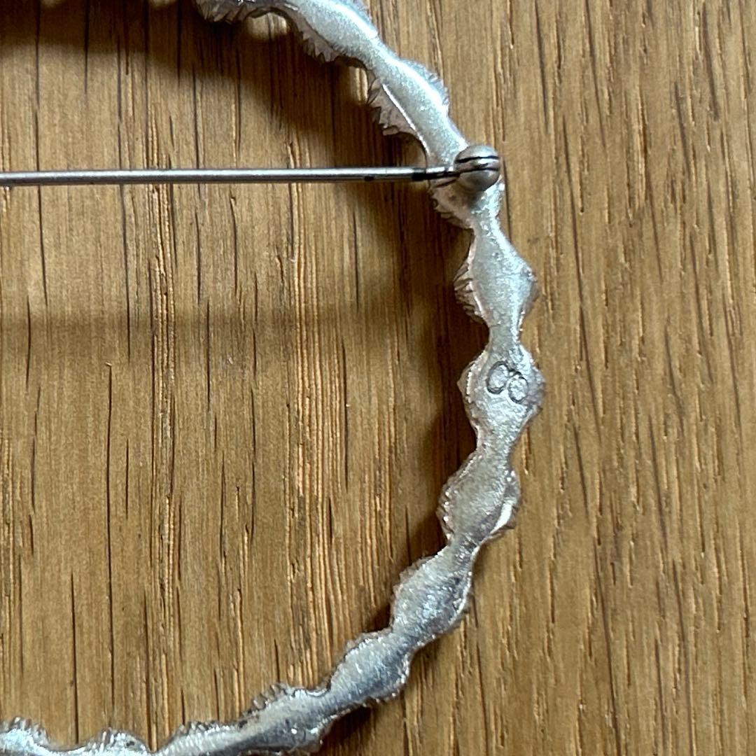 正規品 ミナペルホネンtambourine 真鍮ブローチ silver - メルカリ