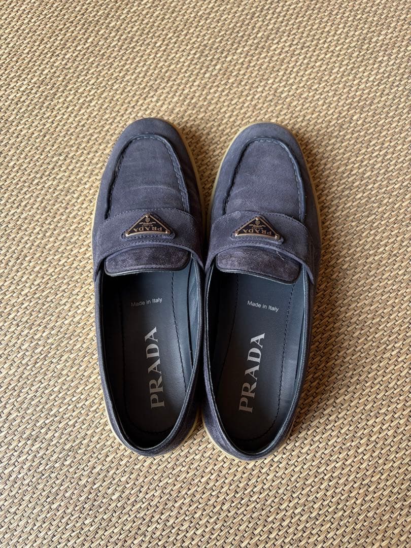PRADA】スエードローファー ネイビー38 - メルカリ