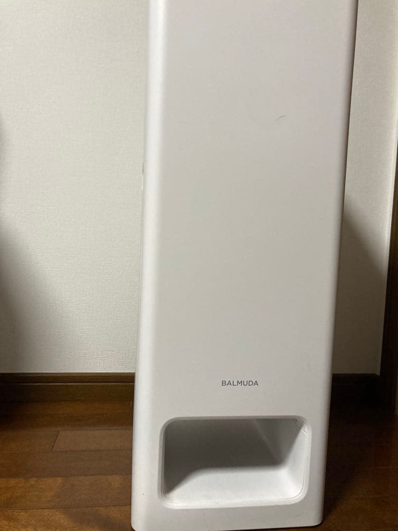 BALMUDA The Pure 空気清浄機 概要 | BALMUDA The Pure | BALMUDA（バルミューダ）公式サイト