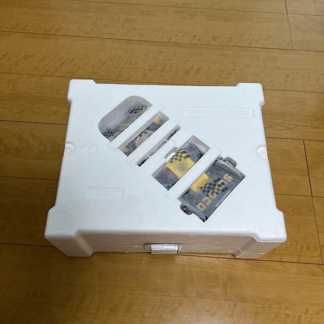 s*ん様 EXOTO ポルシェ917/30 ☆♯エディションモデル2台セット☆僅