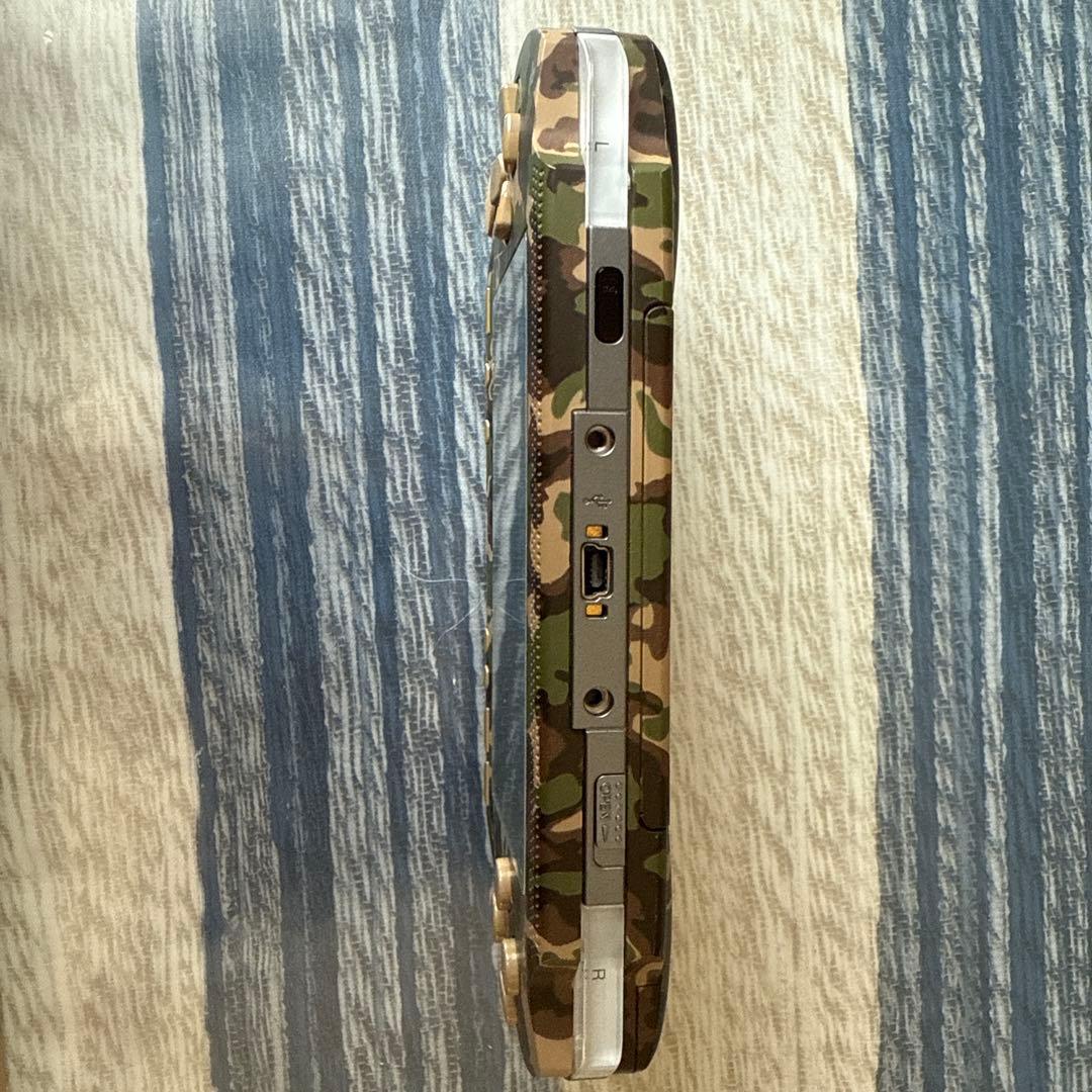 PSポータブル PSP1000 メタルギアソリッド 迷彩カラーの通販｜www