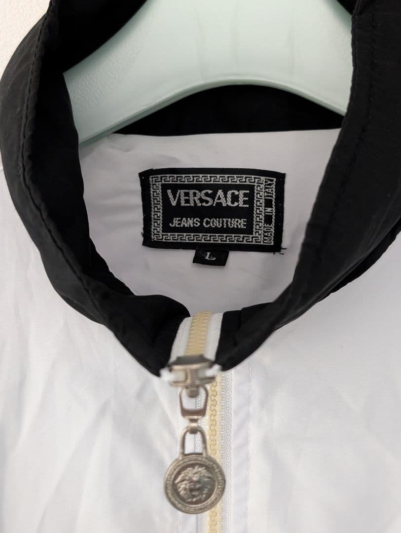 究極大特価 ヴェルサーチ スニーカー ブルゾン セット VERSACE 22時