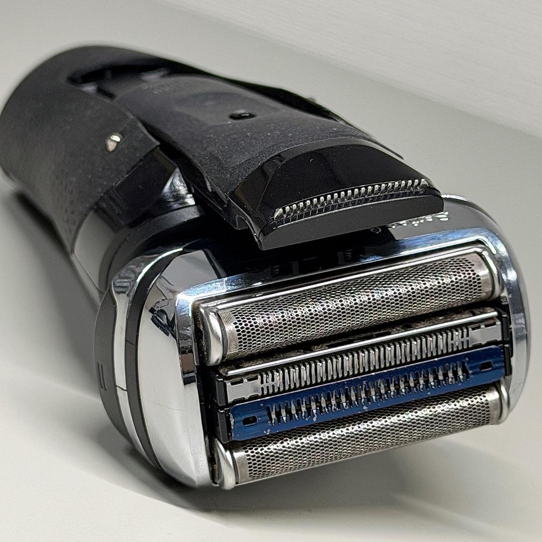 美品ブラウン防水BRAUNシェーバー シリーズ9 9070cc(5790) - メルカリ