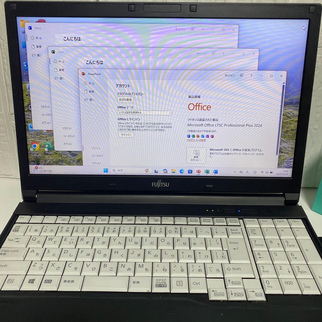 Windows11 オフィス付き Corei5 SSD 512GB 美品 富士通