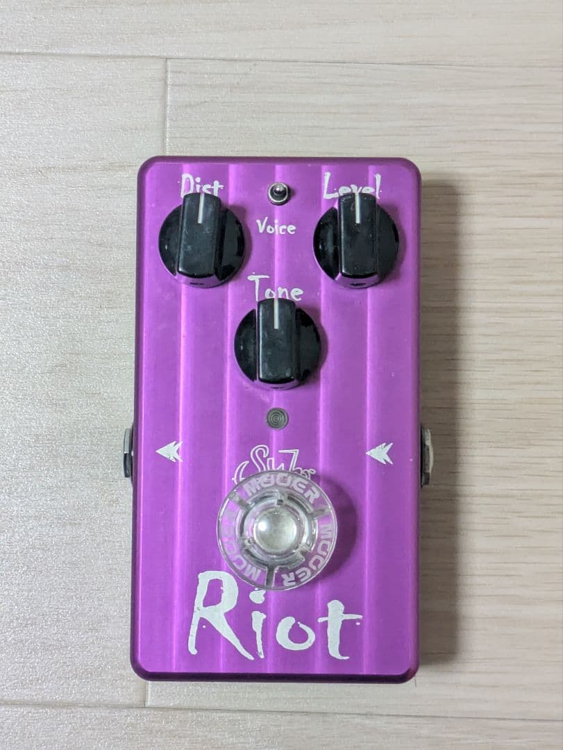 Suhr Riot 初期〜中期型 シリアル7070 USA製 ディストーション - メルカリ