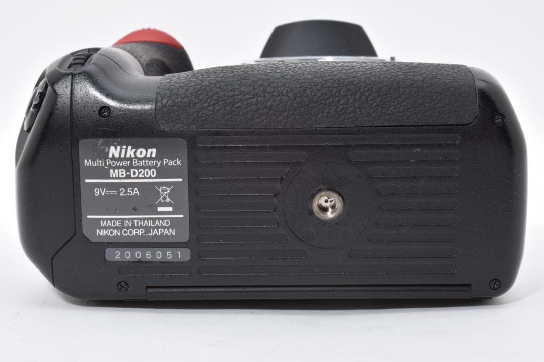 ニコン NIKON D200ボディ＋MB-D200 - メルカリ