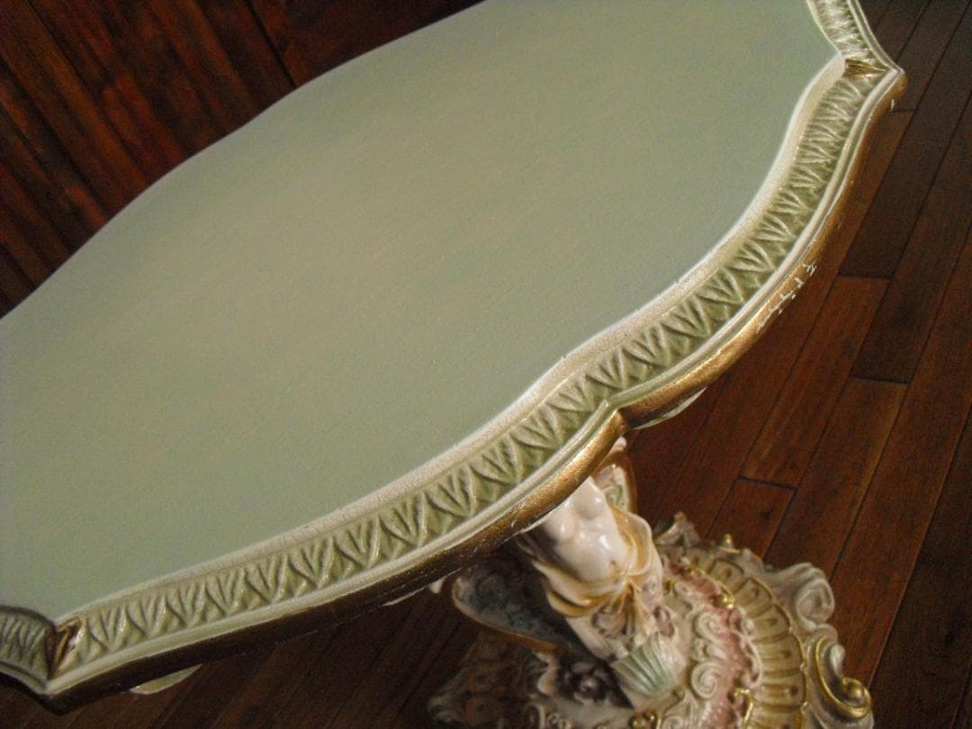 イタリア製 優雅なロココ様式サイドテーブル女神金彩クラック塗装