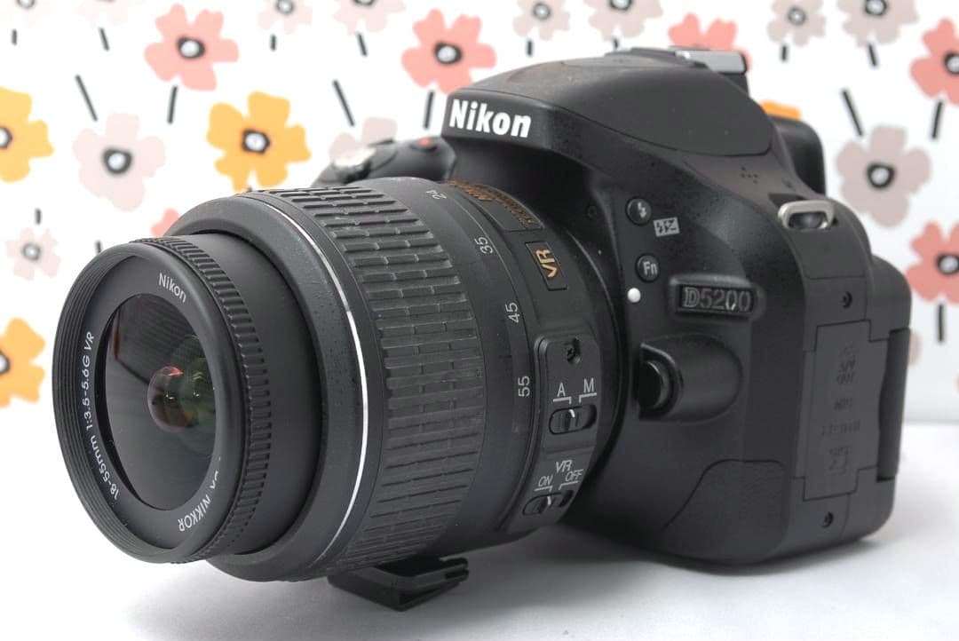 ❤Nikon D5200❤スマホ転送OK❤奇跡のショット数133回！❤美品