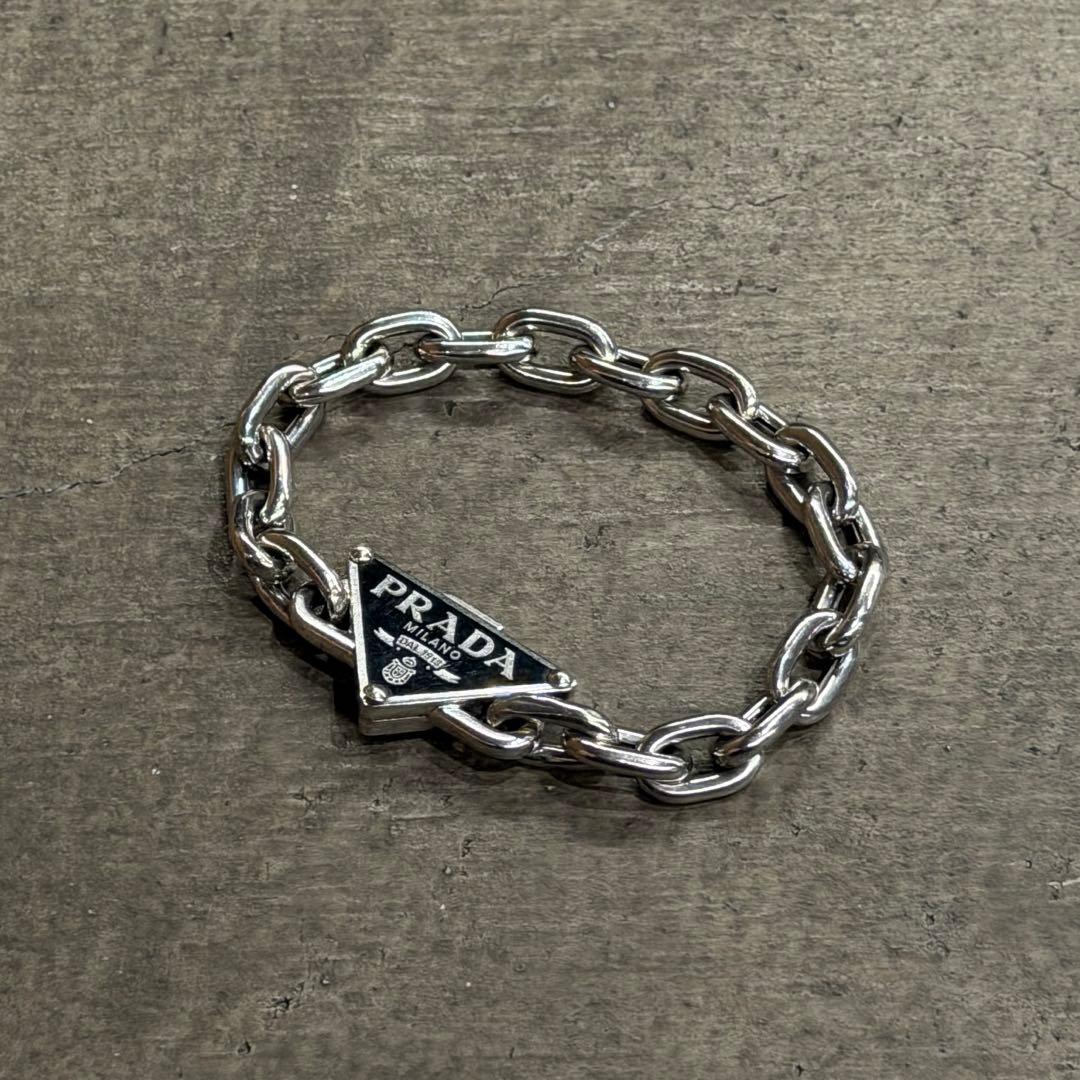 PRADA チェーンブレスレット トライアングルロゴ silver925 M - メルカリ