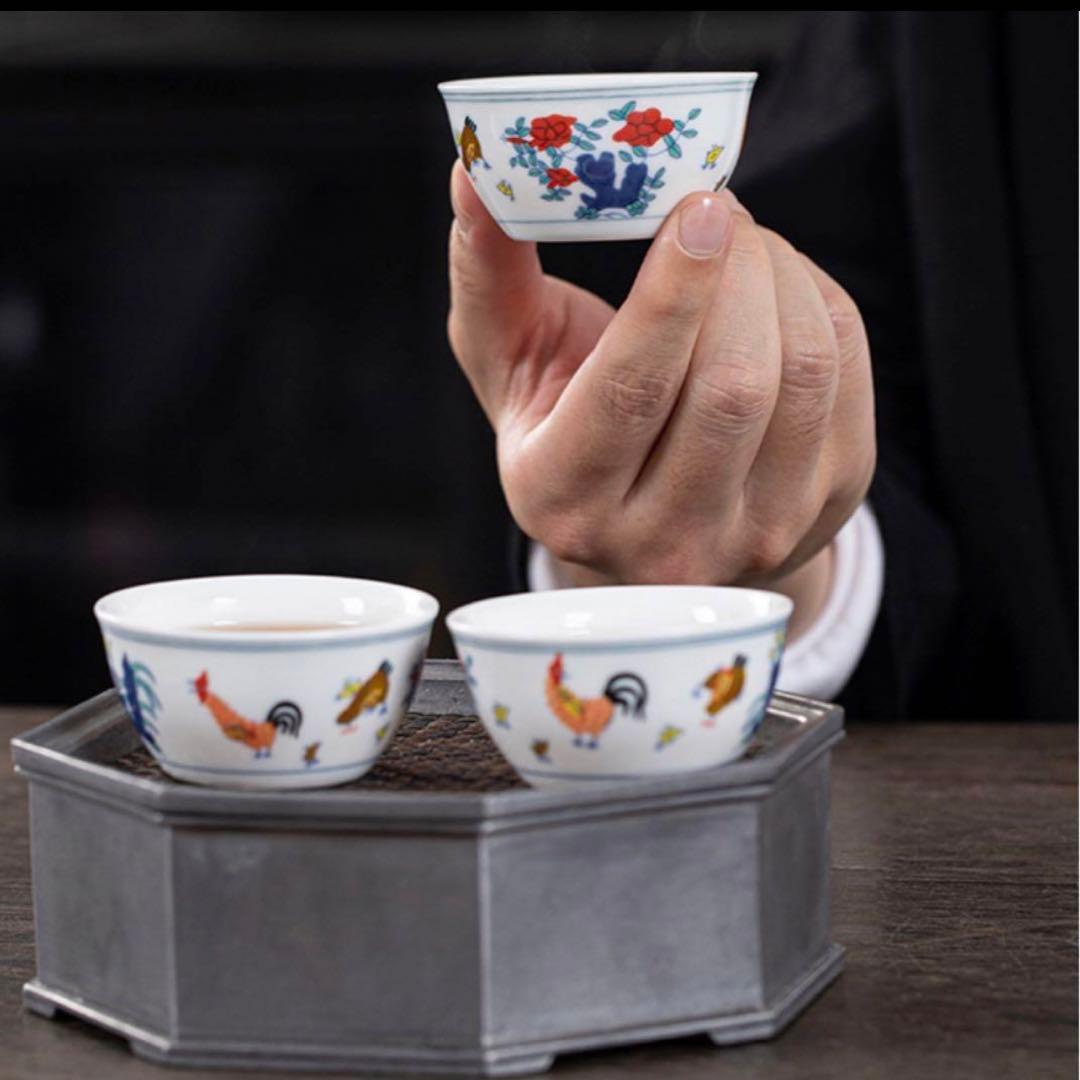 蔵出 中国骨董 官窑大明成化年製斗彩鶏缸杯 景徳鎮製チキンカップ 38億