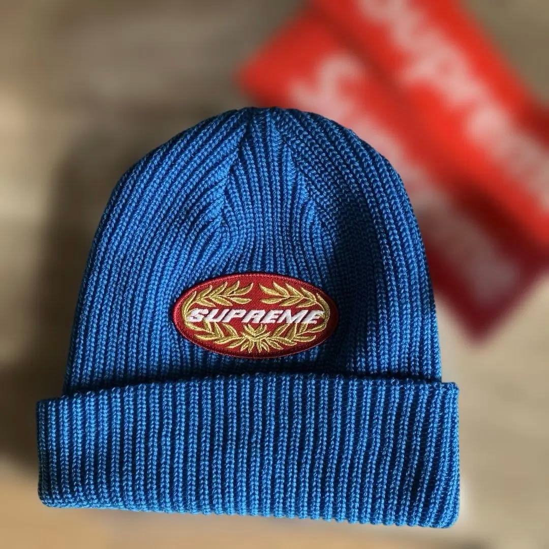 SUPREME 刺繍ロゴ ニット帽 ロイヤルブルー ステッカー2枚 - メルカリ