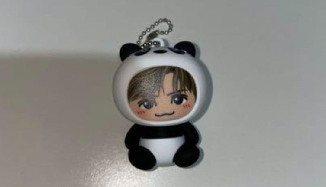 岩田剛典 着ぐるみキーホルダー パンダ 岩田剛典 パンダ着ぐるみキーホルダー