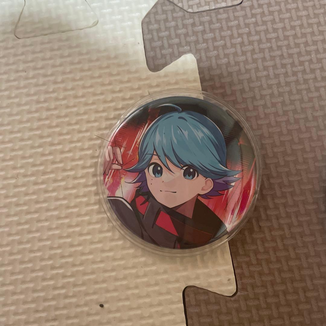 いれいす ほとけ 缶バッチ - メルカリ