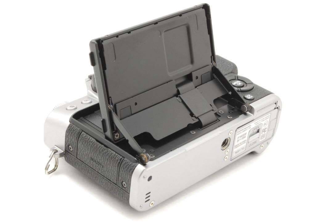 【ほぼ新品】FUJIFILM X-T20 ボディ シルバー《シャッター回数6回》