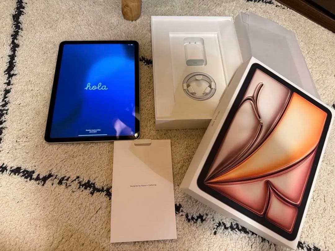 ⭐︎美品⭐︎256GB iPad Air 第6世代 M2 11インチ　スターライト アップル(Apple) MUWJ3J/A iPad Air (第6世代) Apple M2 11インチ Wi