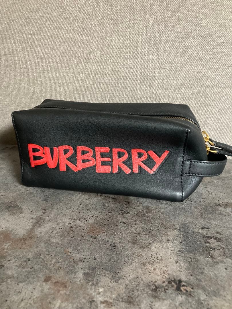 BURBERRY バーバリー ロゴ入り ボックス型ポーチ ハンドバッグ BURBERRY（バーバリー） ハンドバッグ LS DRAWSTRING POUCH REV ドロー