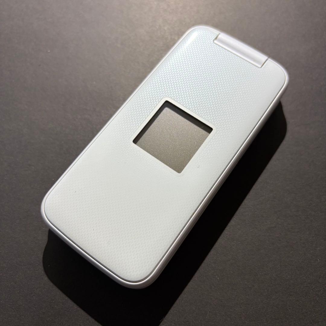 docomo らくらくホン F-01M ホワイト SIMロック解除済み ムスビー｜☆docomo らくらくホン F-01M ホワイト SIMロック解除済