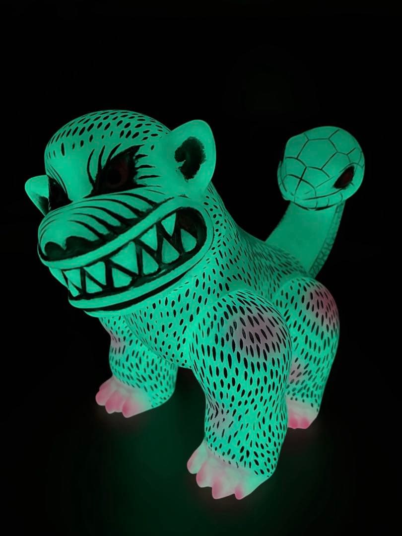 墓場の蓄光祭り ツクネントーイ ヌエ公 DX蓄光 GID - メルカリ