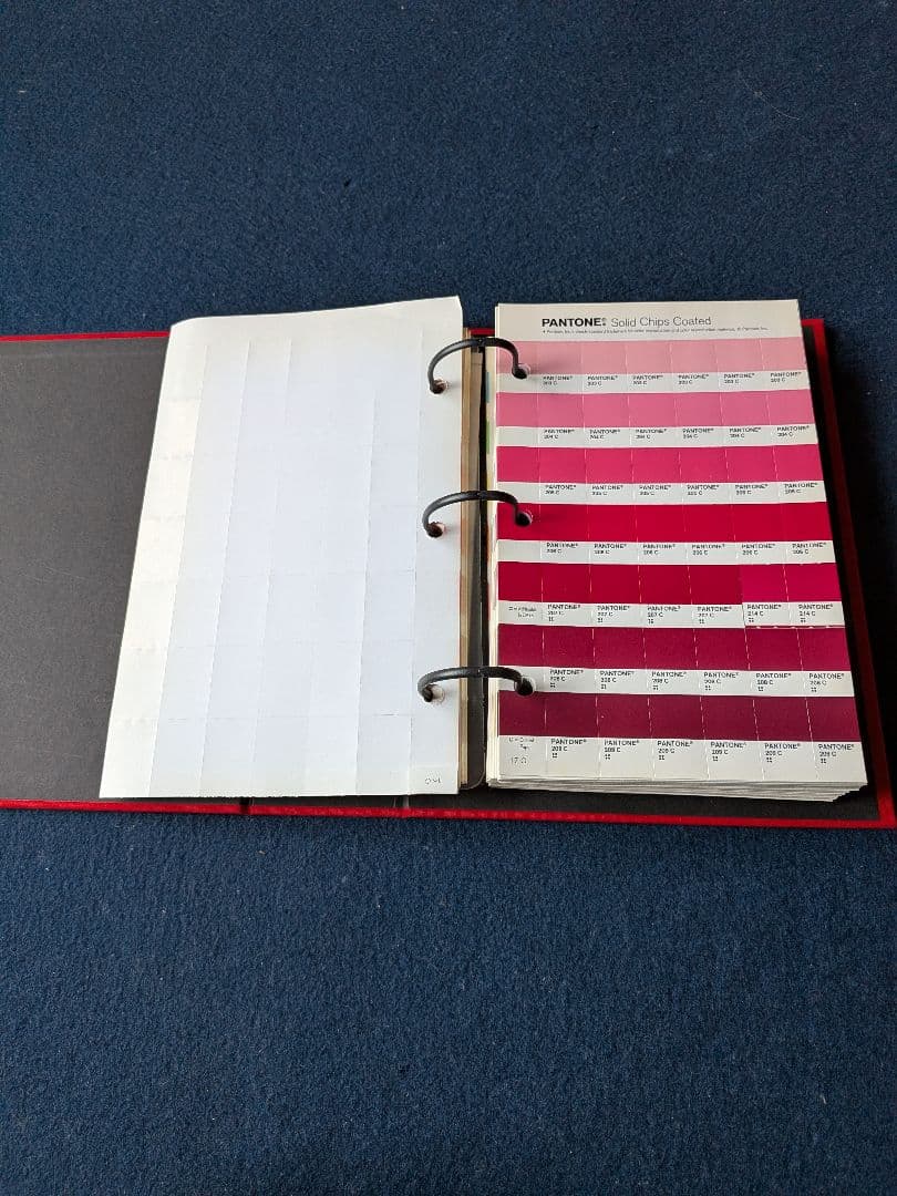 PANTONE ソリッドチップス コーティング・未コーティング - メルカリ