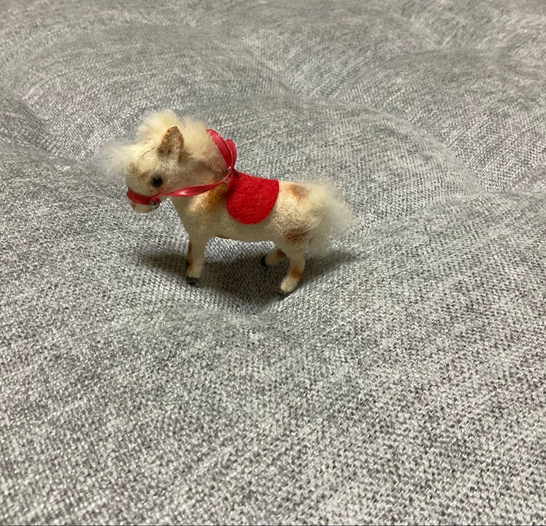 【Vintage】ワグナー ドイツアンティーク 置物　コレクション　蚤の市 2014年8月旅の記憶・ベルギー・ベネルクス最大規模の蚤の市