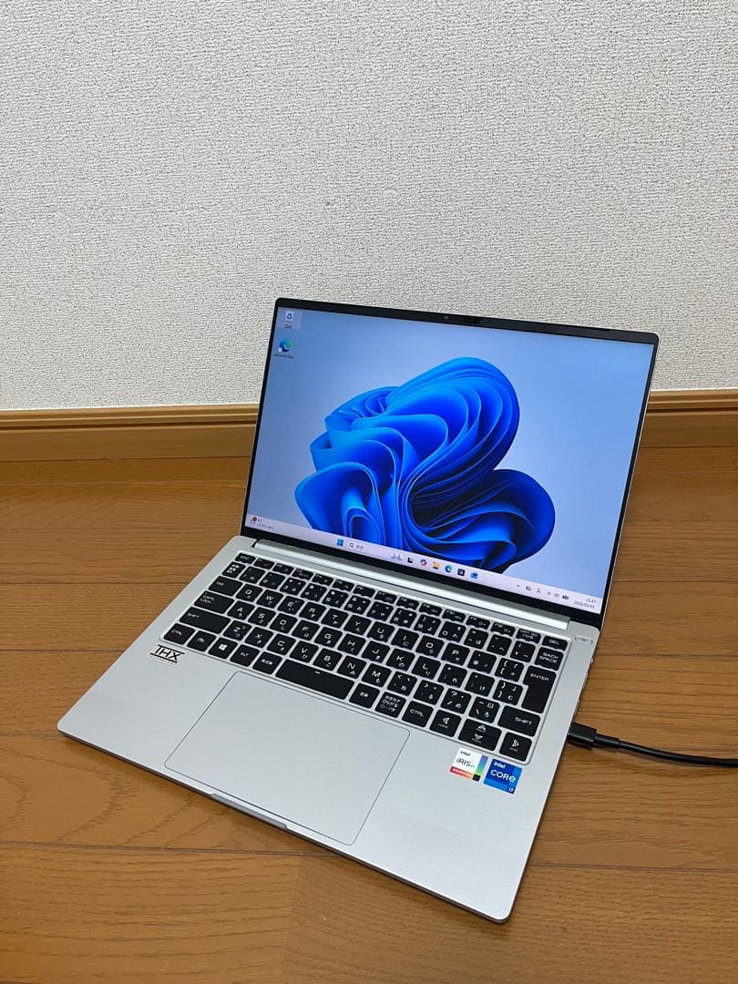 DAIV 4P Core i7 第11世代 16GB | SSD 1 TB Core i7搭載で1kg以下の14型ノート「DAIV 4P」が発売、マウス