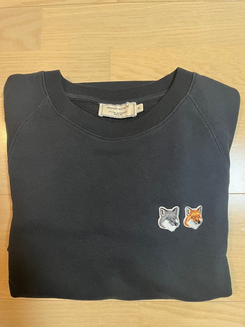 MAISON KITSUNÉ ダブルフォックススウェット　ブラック　Mサイズ 関税負担なし☆MAISON KITSUNEダブルフォックススウェットシャツ